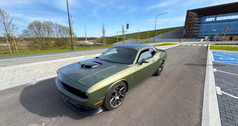 Dodge Challenger cena 179900 przebieg: 93000, rok produkcji 2018 z Wołomin małe 191